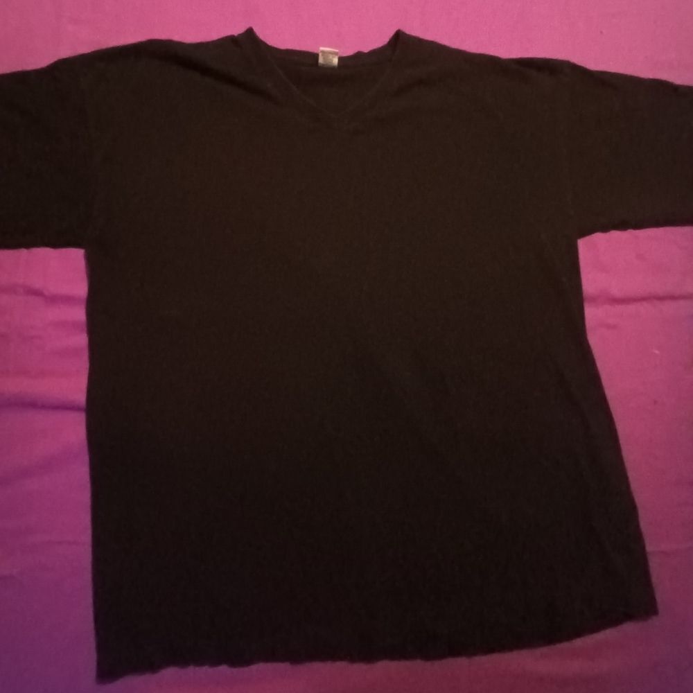 Gemrock brand V-neck Tee - Size 3XL   (0273)